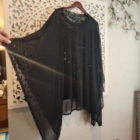Foxblood Mesh Rhiannon Flowing Tunic Top Black One Size Fits All - Picture 13 of 14